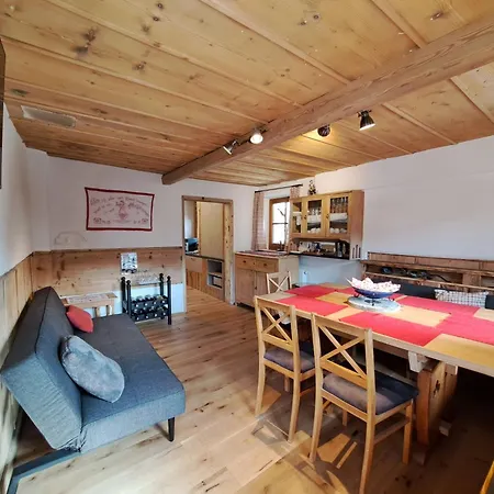 Zur Alten Schmiede By Interhome Daire