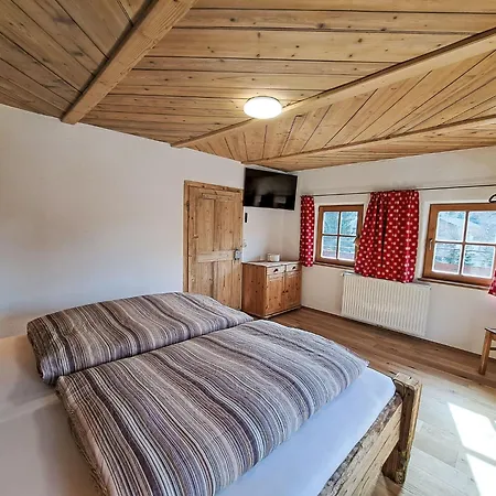 Daire Zur Alten Schmiede By Interhome *
