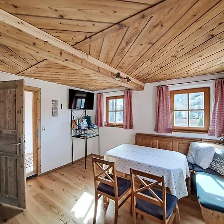 Daire Zur Alten Schmiede By Interhome *